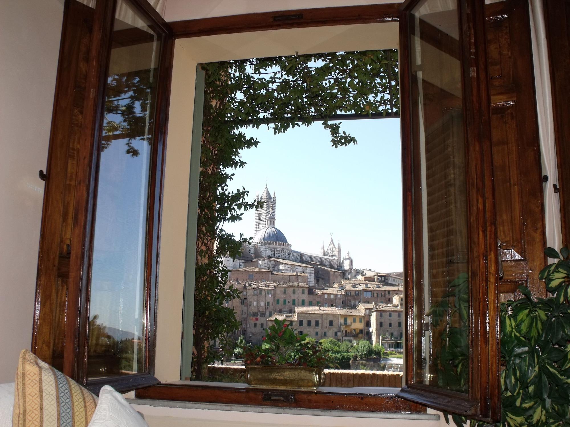 Bed and Breakfast Residenza D'Epoca Campo Regio Relais Сиена Экстерьер фото