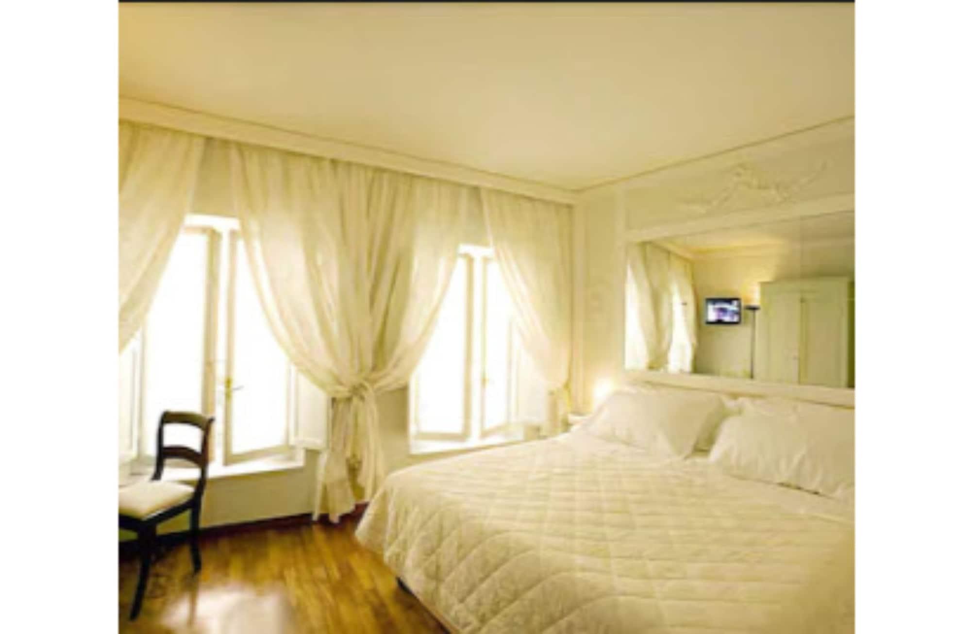 Bed and Breakfast Residenza D'Epoca Campo Regio Relais Сиена Экстерьер фото