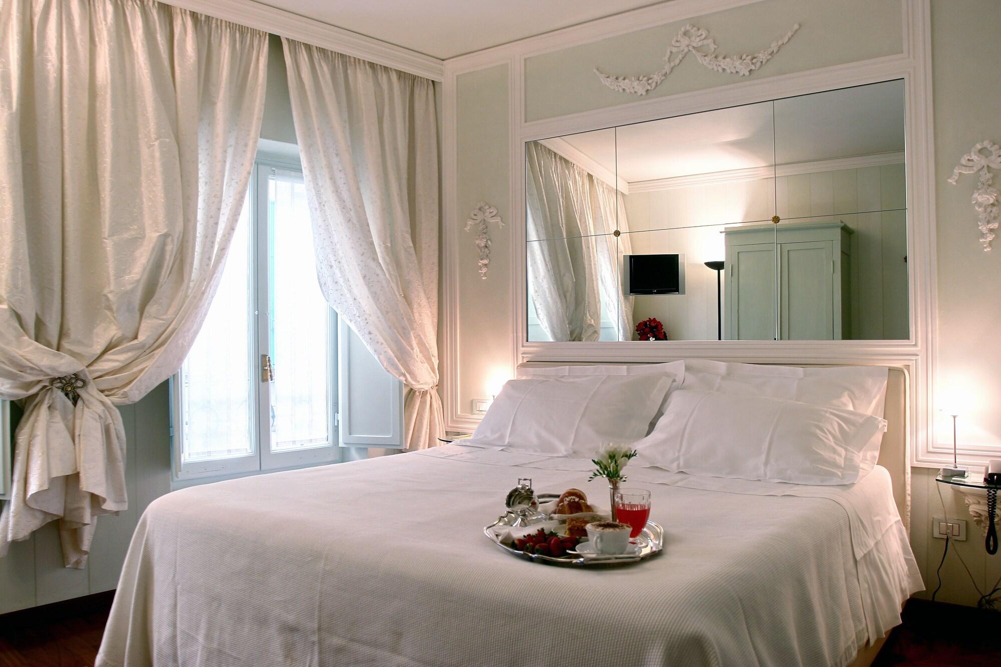 Bed and Breakfast Residenza D'Epoca Campo Regio Relais Сиена Экстерьер фото