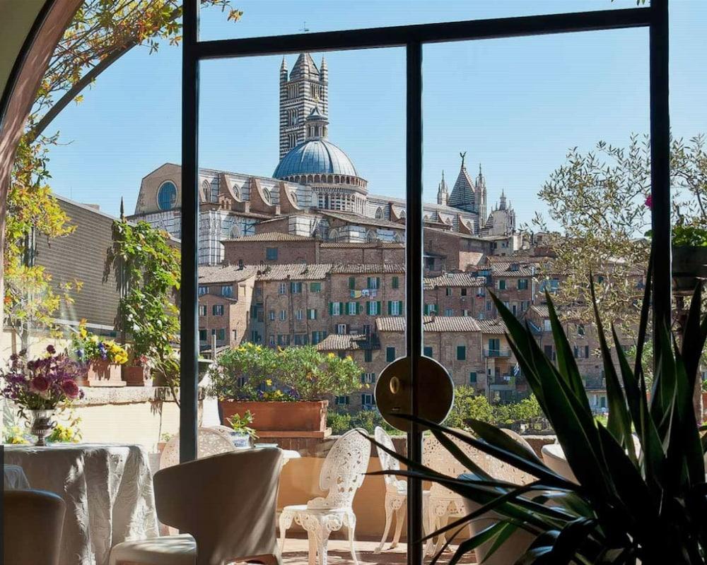Bed and Breakfast Residenza D'Epoca Campo Regio Relais Сиена Экстерьер фото