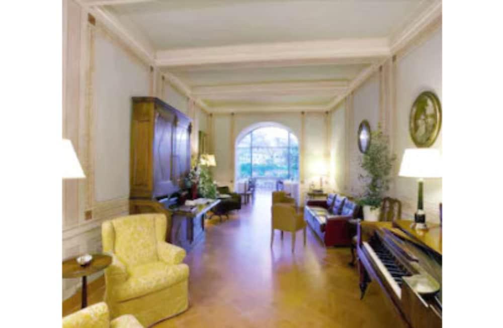 Bed and Breakfast Residenza D'Epoca Campo Regio Relais Сиена Экстерьер фото