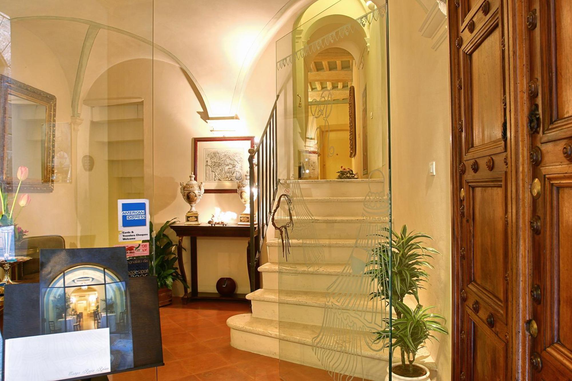 Bed and Breakfast Residenza D'Epoca Campo Regio Relais Сиена Экстерьер фото